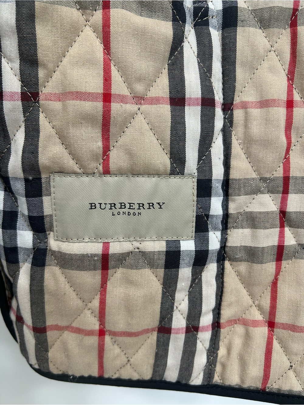 Vintage Authentic BURBERRY London Classic Nova Check Diamond Quilt Jacket Sz M - Picture 5 of 14